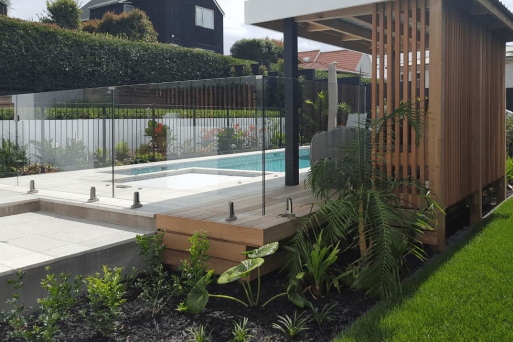 Another example of Frameless Glass Pool Fencing installed by Viewtec Wanaka